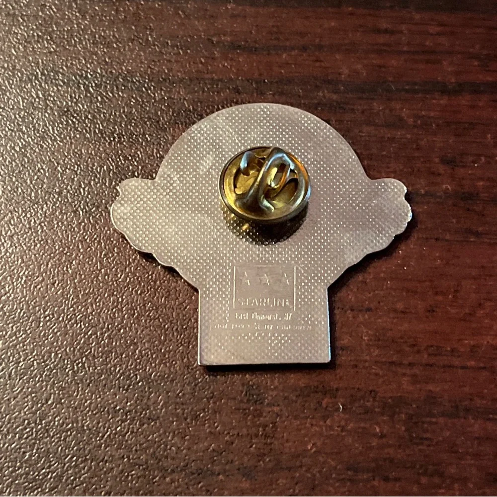 Coca Cola front pin